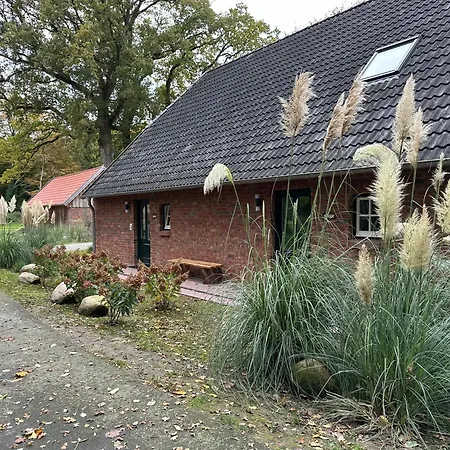 Kiefer -ferienwohnung In Mit Waldblick * Dötlingen