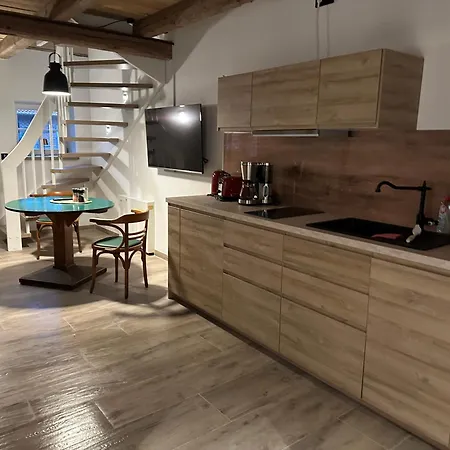 Kiefer -ferienwohnung In Mit Waldblick Apartmán