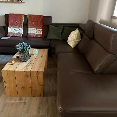 Kiefer -ferienwohnung In Mit Waldblick Dotlingen