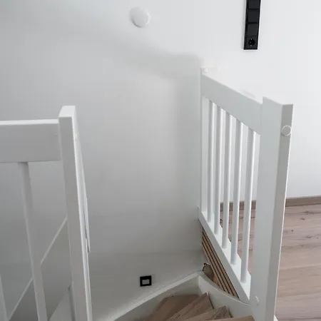 Kiefer -ferienwohnung In Mit Waldblick *