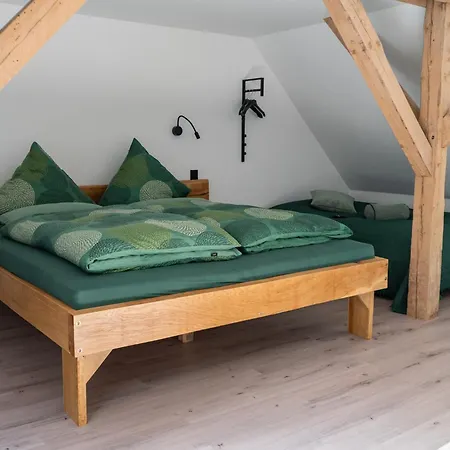 Kiefer -ferienwohnung In Mit Waldblick * Dotlingen